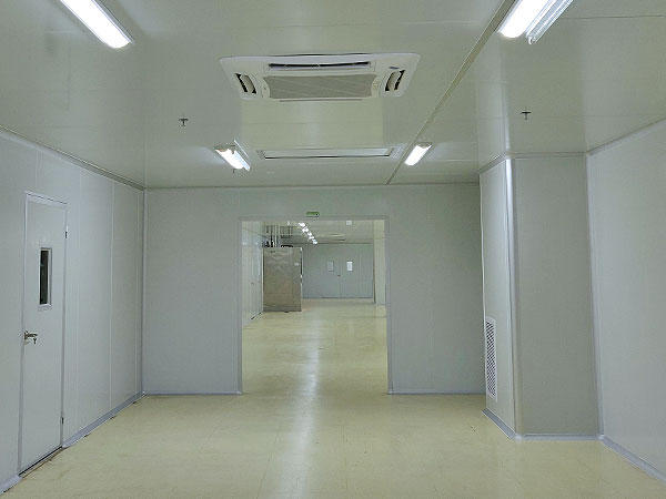 防護(hù)服凈化車間